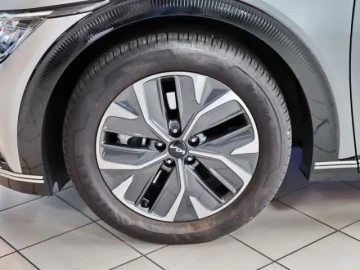 2022 Kia EV6 с пробегом 11 500 км