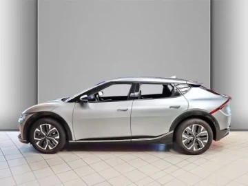 2022 Kia EV6 с пробегом 11 500 км