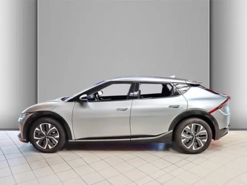 2022 Kia EV6 с пробегом 11 500 км