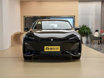 2023 Changan SL03 без пробега