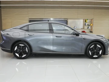 2023 Changan SL03 без пробега