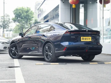 2023 Changan SL03 без пробега