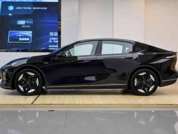 2023 Changan SL03 без пробега