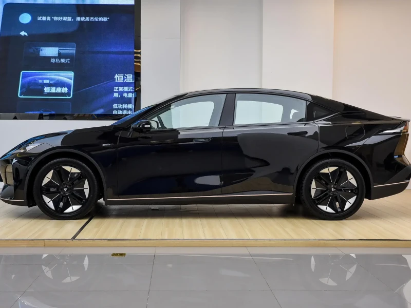 2023 Changan SL03 без пробега