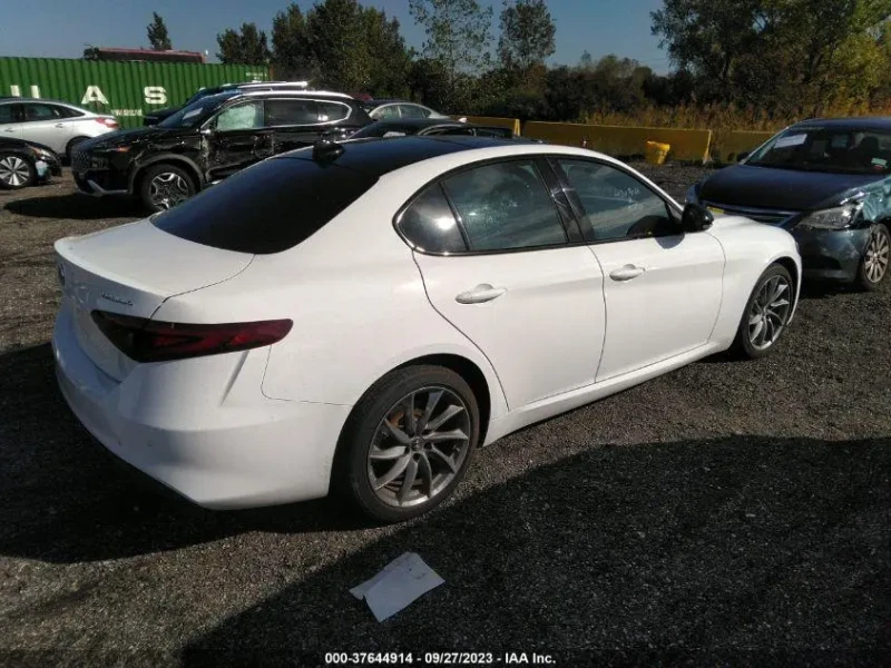 2022 Alfa Romeo Giulia с пробегом 45 935 миль
