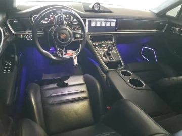 2020 Porsche Panamera с пробегом 54 541 миль