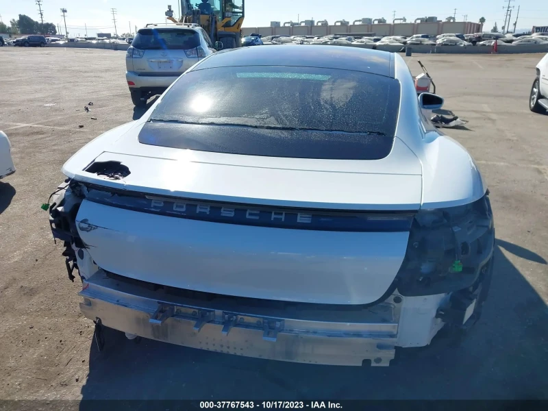 2021 Porsche Taycan с пробегом 24 752 миль