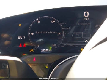 2021 Porsche Taycan с пробегом 24 752 миль