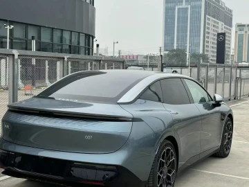 2024 Zeekr 007 без пробега