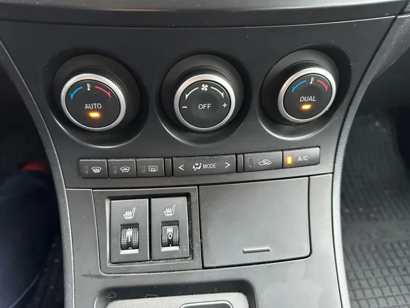 2012 Mazda 3 с пробегом 178 000 км
