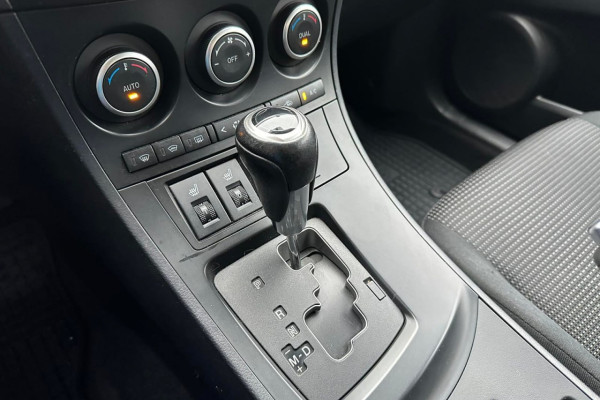 2012 Mazda 3 с пробегом 178 000 км