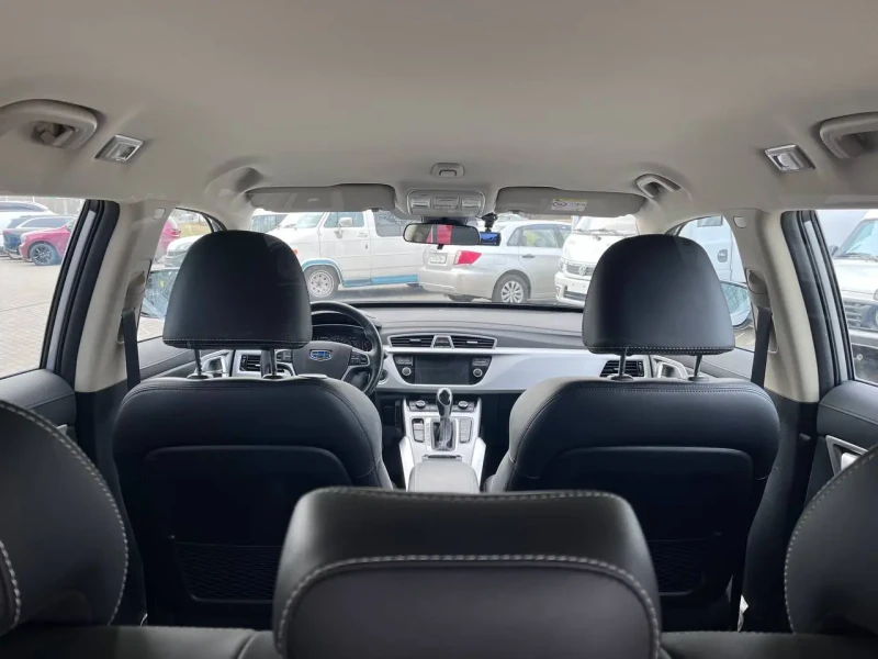 2018 Geely Atlas с пробегом 66 000 км