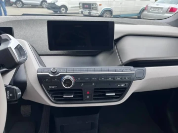 2018 BMW i3 с пробегом 51 000 км