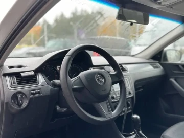 2015 Skoda Rapid с пробегом 140 000 км