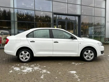 2015 Skoda Rapid с пробегом 140 000 км