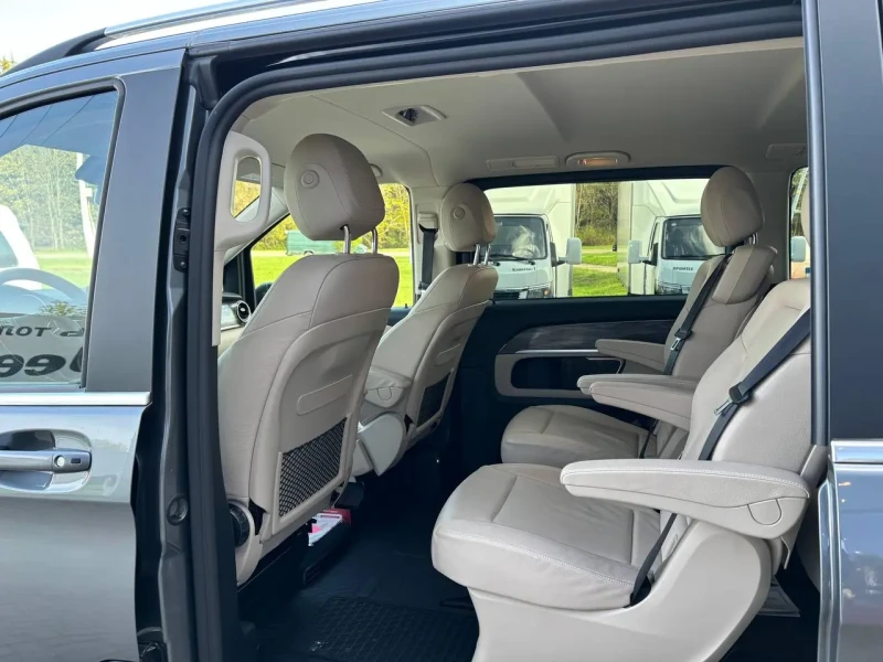 2022 Mercedes-Benz V-Класс с пробегом 30 100 км