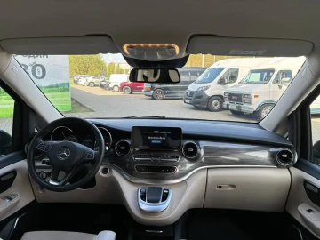 2022 Mercedes-Benz V-Класс с пробегом 30 100 км