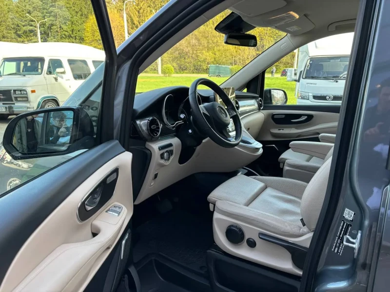 2022 Mercedes-Benz V-Класс с пробегом 30 100 км