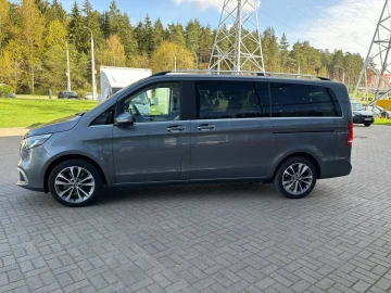 2022 Mercedes-Benz V-Класс с пробегом 30 100 км