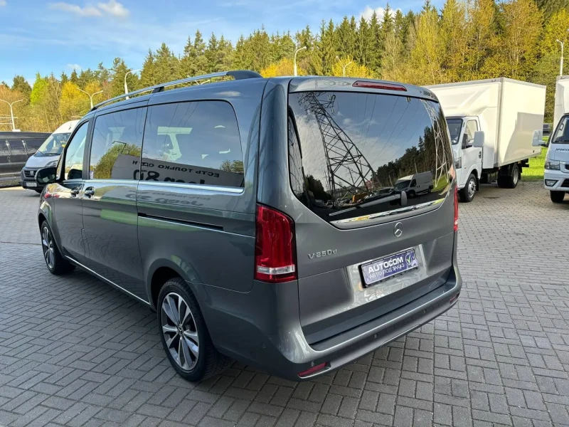 2022 Mercedes-Benz V-Класс с пробегом 30 100 км