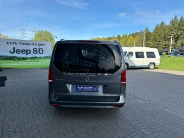 2022 Mercedes-Benz V-Класс с пробегом 30 100 км