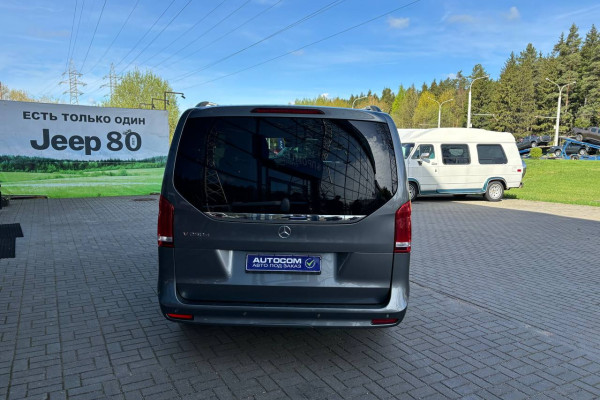 2022 Mercedes-Benz V-Класс с пробегом 30 100 км