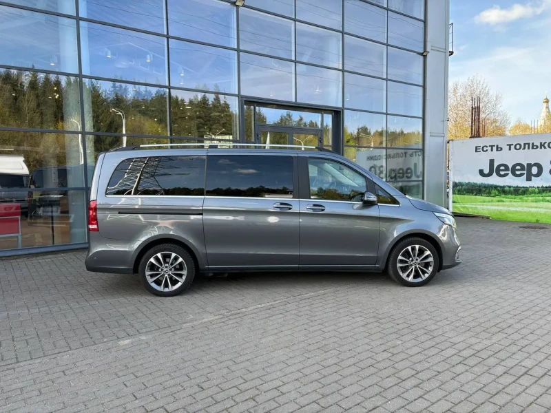 2022 Mercedes-Benz V-Класс с пробегом 30 100 км