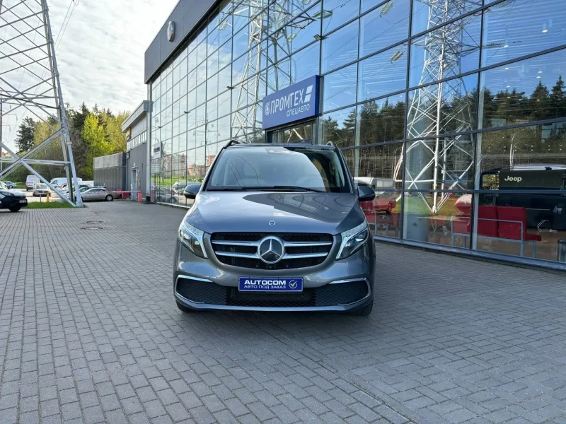 2022 Mercedes-Benz V-Класс с пробегом 30 100 км