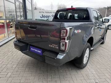 2023 Isuzu D-Max с пробегом 10 км