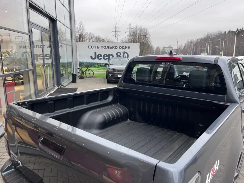2023 Isuzu D-Max с пробегом 10 км