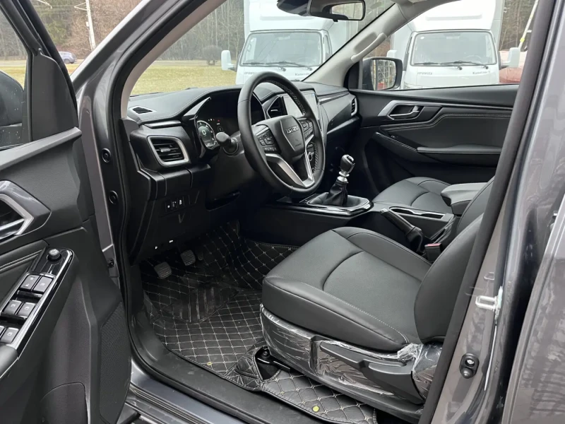 2023 Isuzu D-Max с пробегом 10 км