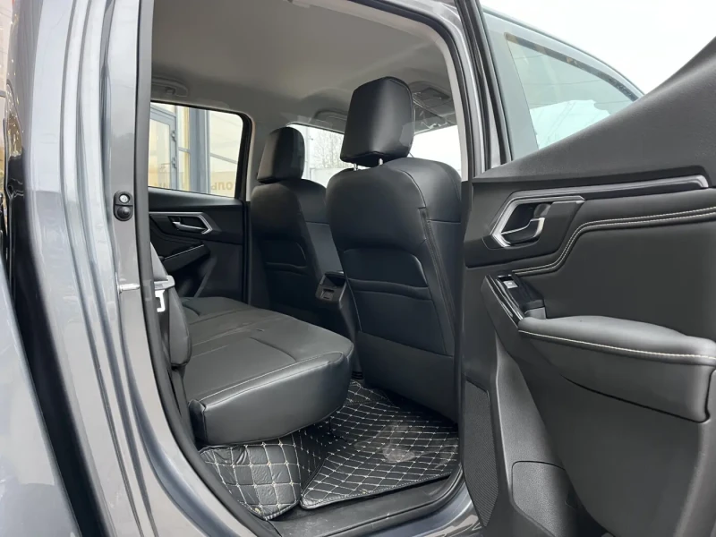 2023 Isuzu D-Max с пробегом 10 км