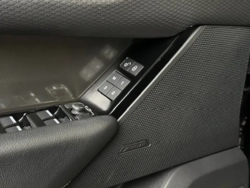 2020 Land Rover Range Rover Velar с пробегом 114 750 км