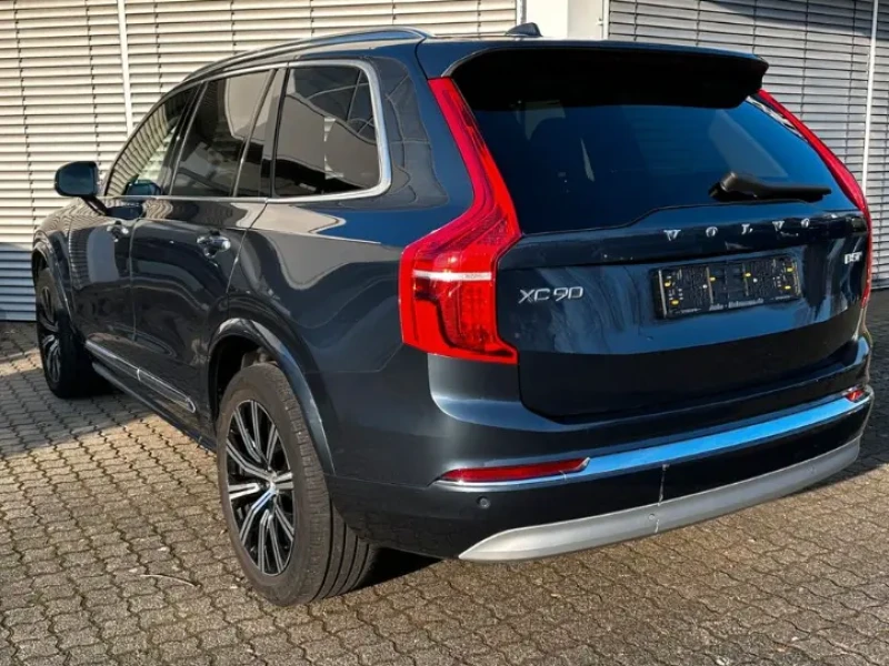 2021 Volvo XC90 с пробегом 100 000 км