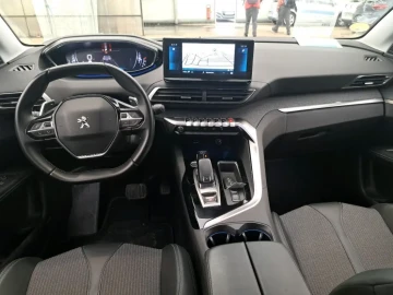 2021 Peugeot 3008 с пробегом 130 000 км