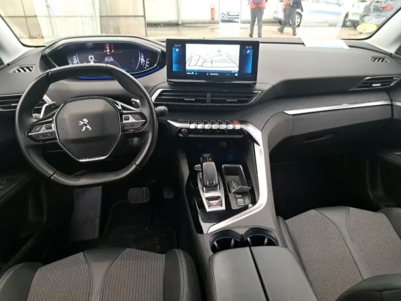 2021 Peugeot 3008 с пробегом 130 000 км