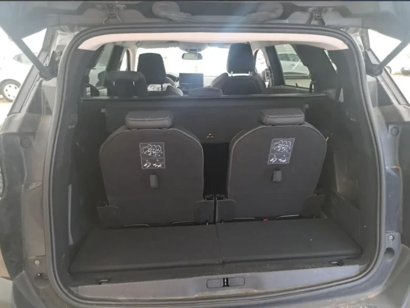 2021 Peugeot 5008 с пробегом 120 000 км