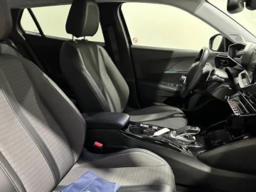 2021 Peugeot 2008 с пробегом 90 000 км