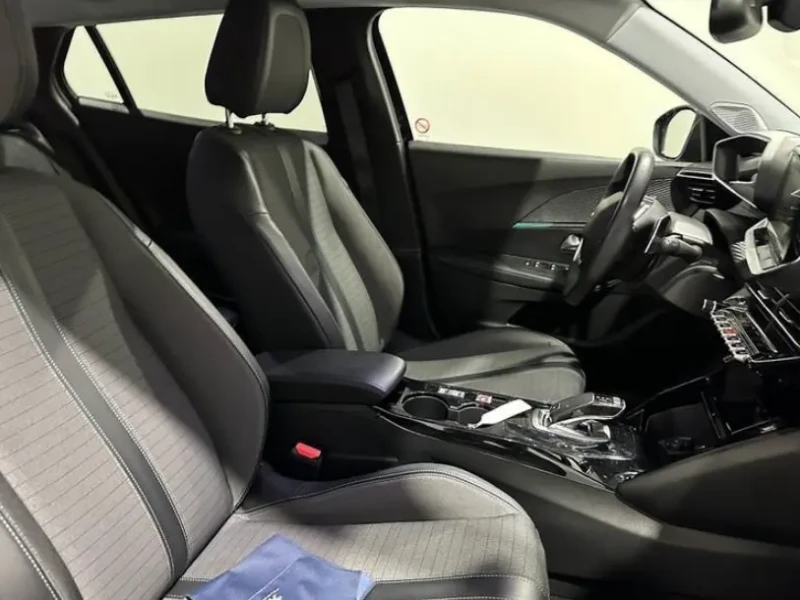 2021 Peugeot 2008 с пробегом 90 000 км