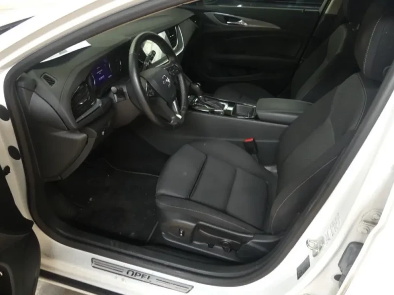 2020 Opel Insignia с пробегом 83 826 км