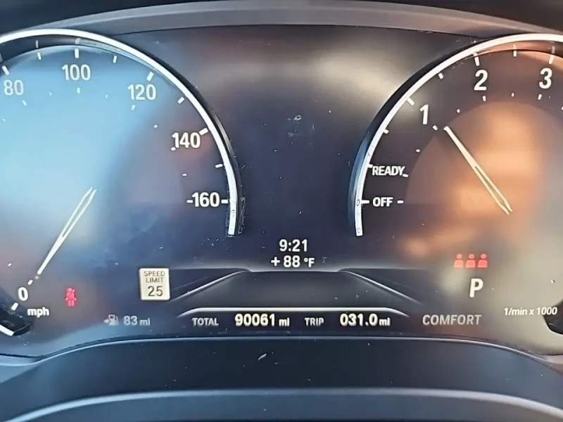 2020 BMW X3 с пробегом 90 000 миль
