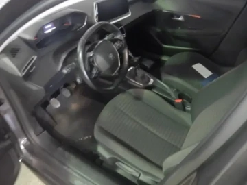 2021 Peugeot 208 с пробегом 113 000 км