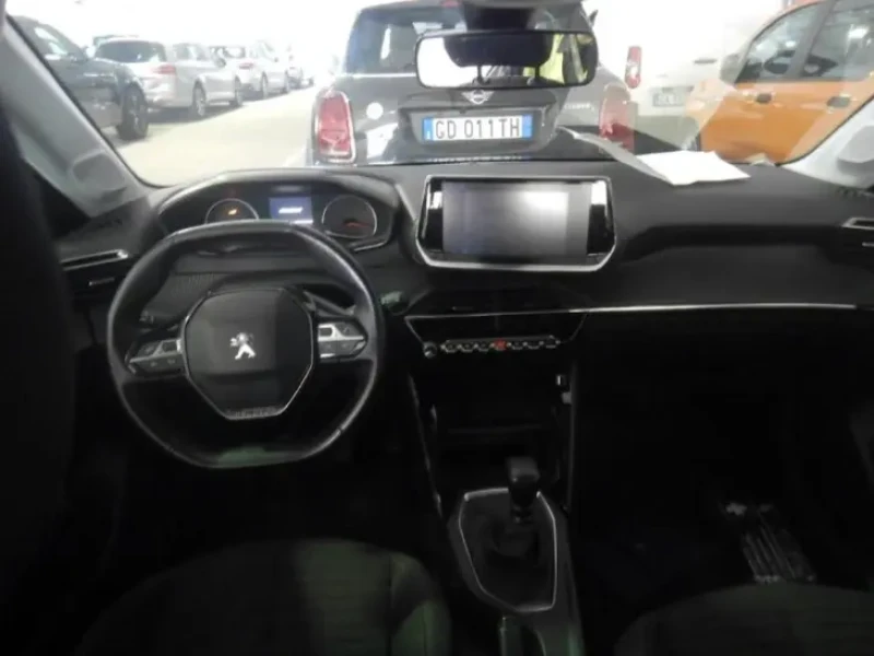 2021 Peugeot 208 с пробегом 113 000 км