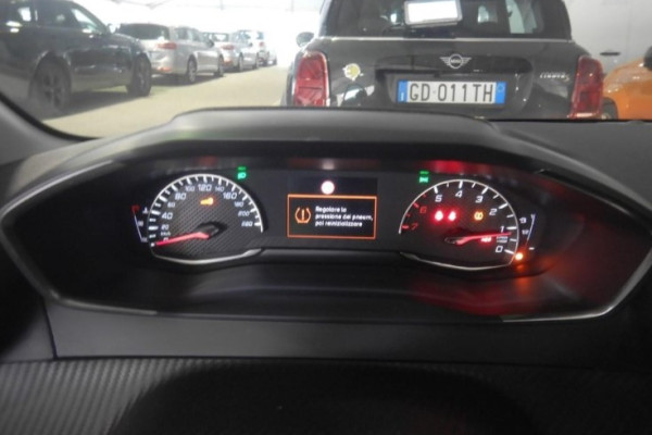 2021 Peugeot 208 с пробегом 113 000 км