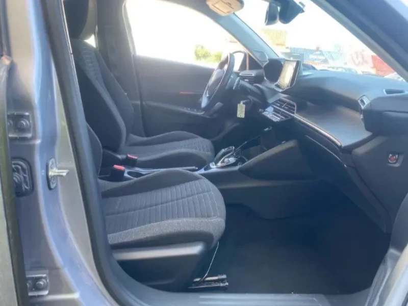 2021 Peugeot 2008 с пробегом 93 000 км