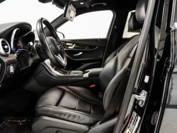 2020 Mercedes-Benz GLC с пробегом 78 000 миль