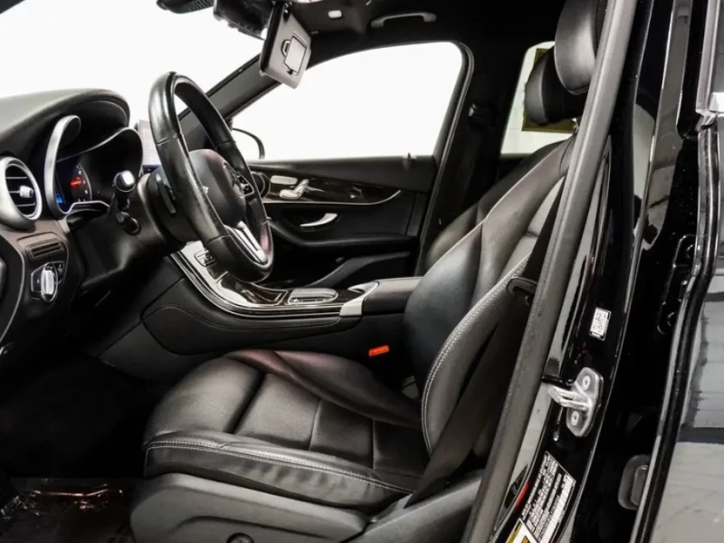 2020 Mercedes-Benz GLC с пробегом 78 000 миль