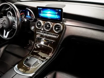 2020 Mercedes-Benz GLC с пробегом 78 000 миль
