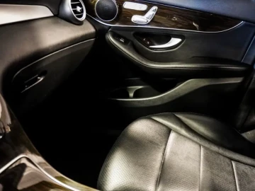 2020 Mercedes-Benz GLC с пробегом 78 000 миль