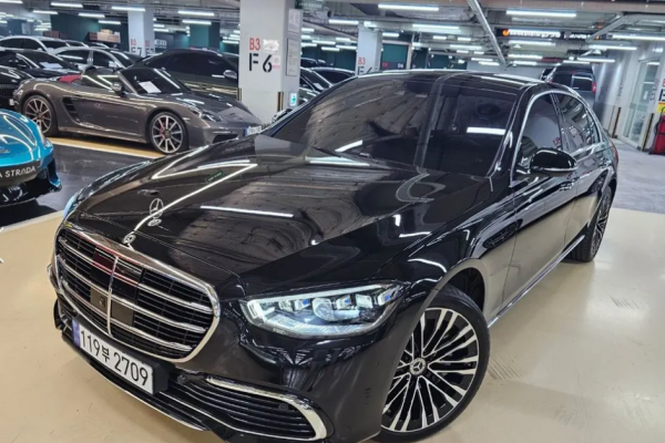 2023 Mercedes-Benz S-Класс с пробегом 10 500 км
